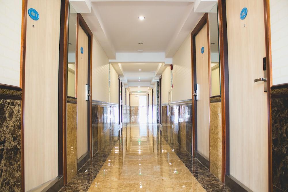 Maverick Ratchada Hotel Bangkok Bagian luar foto