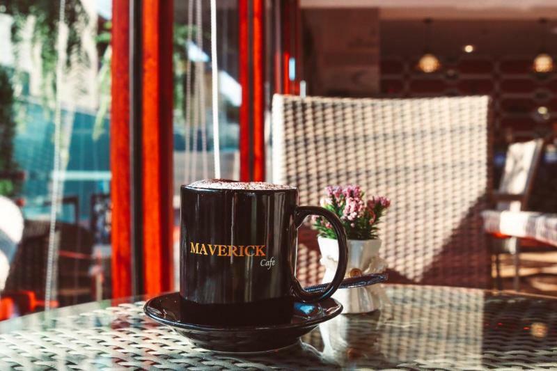 Maverick Ratchada Hotel Bangkok Bagian luar foto
