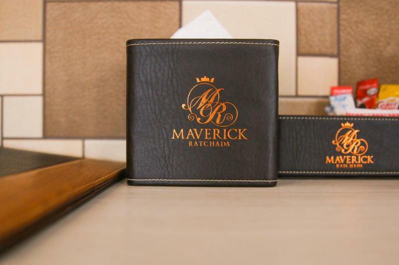 Maverick Ratchada Hotel Bangkok Bagian luar foto